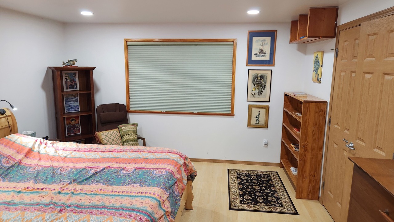 Photo of Bedroom in Duvall