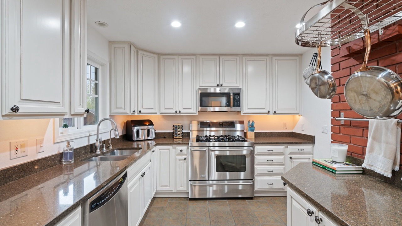 Photo of Kitchen in Vancouver