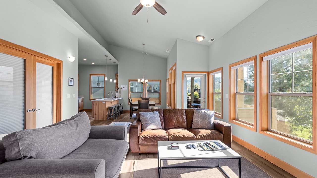 Photo of Livingroom in Dover Bay
