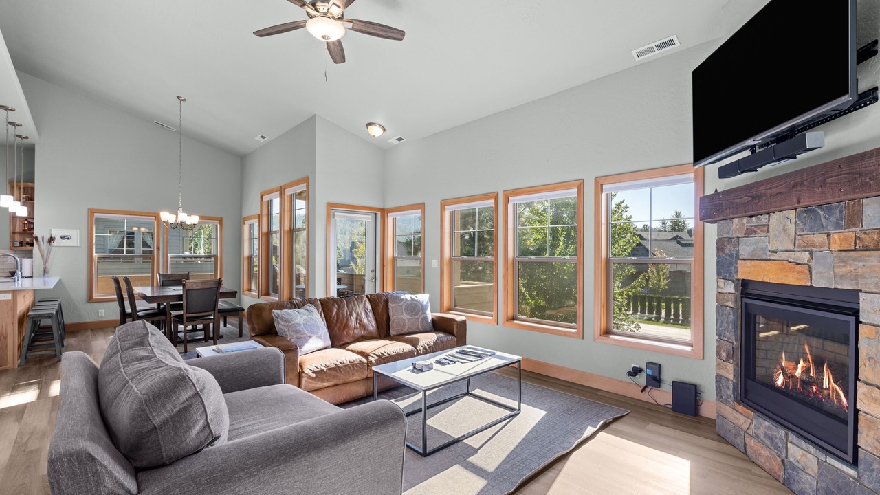 Photo of Livingroom in Dover Bay