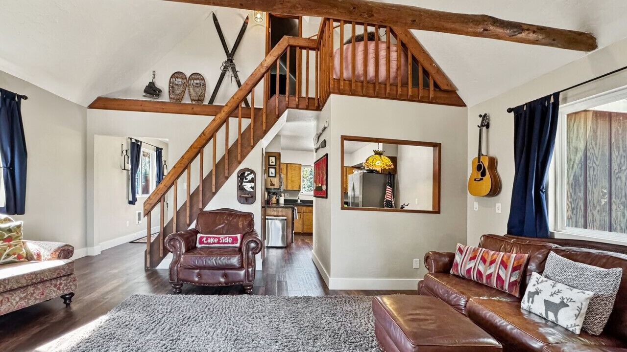 Photo of Livingroom in Tamarack Resort