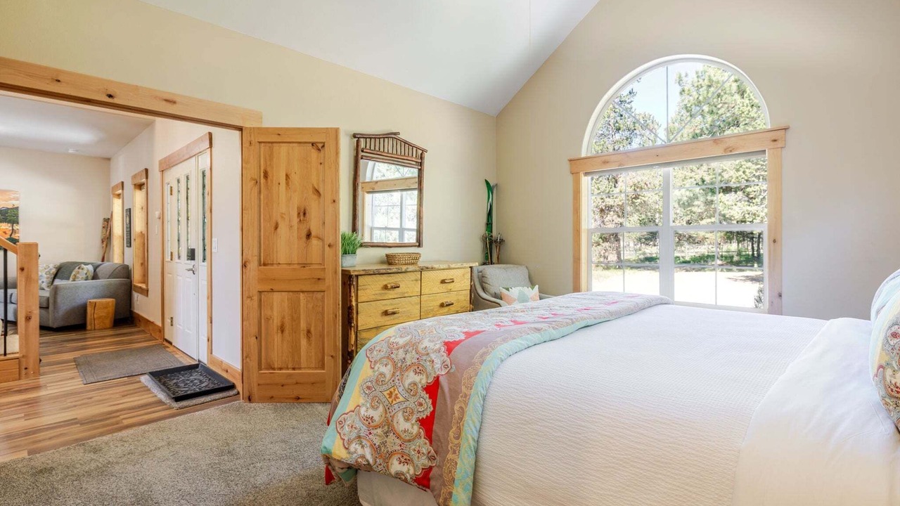 Photo of Bedroom in Three Rivers