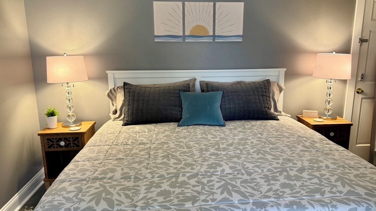 Photo of Bedroom in Loyal Heights