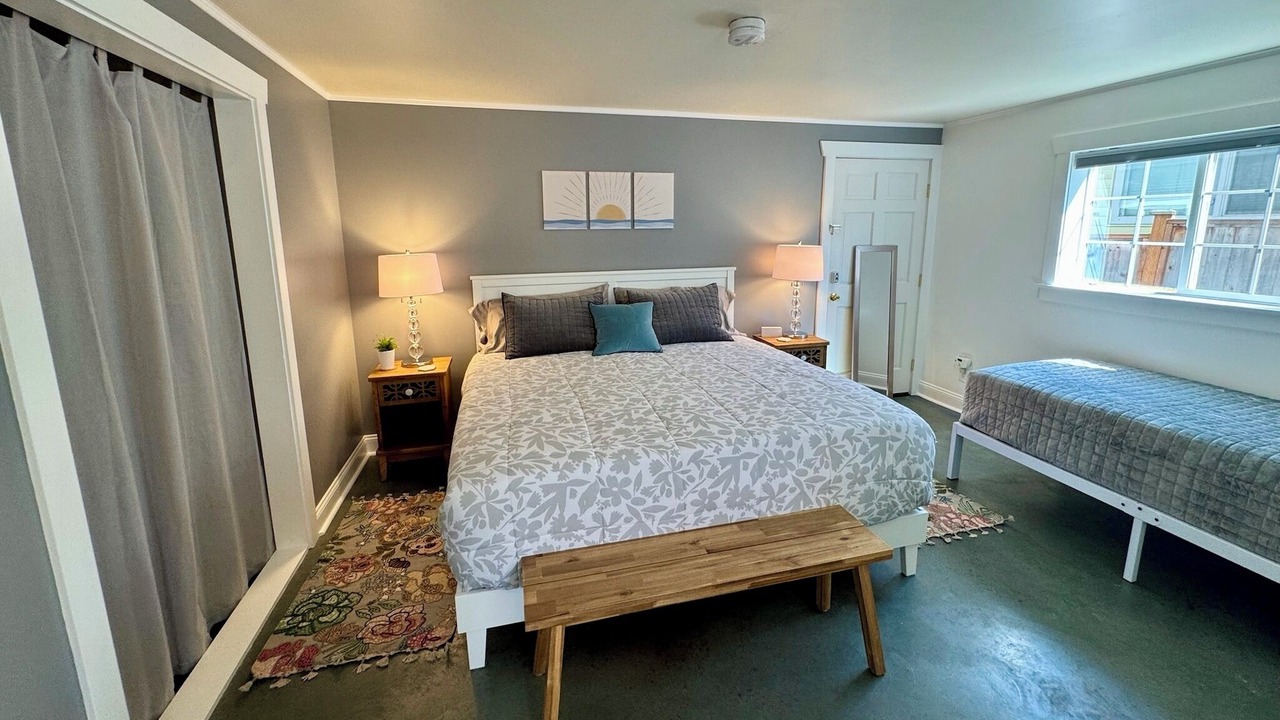 Photo of Bedroom in Loyal Heights