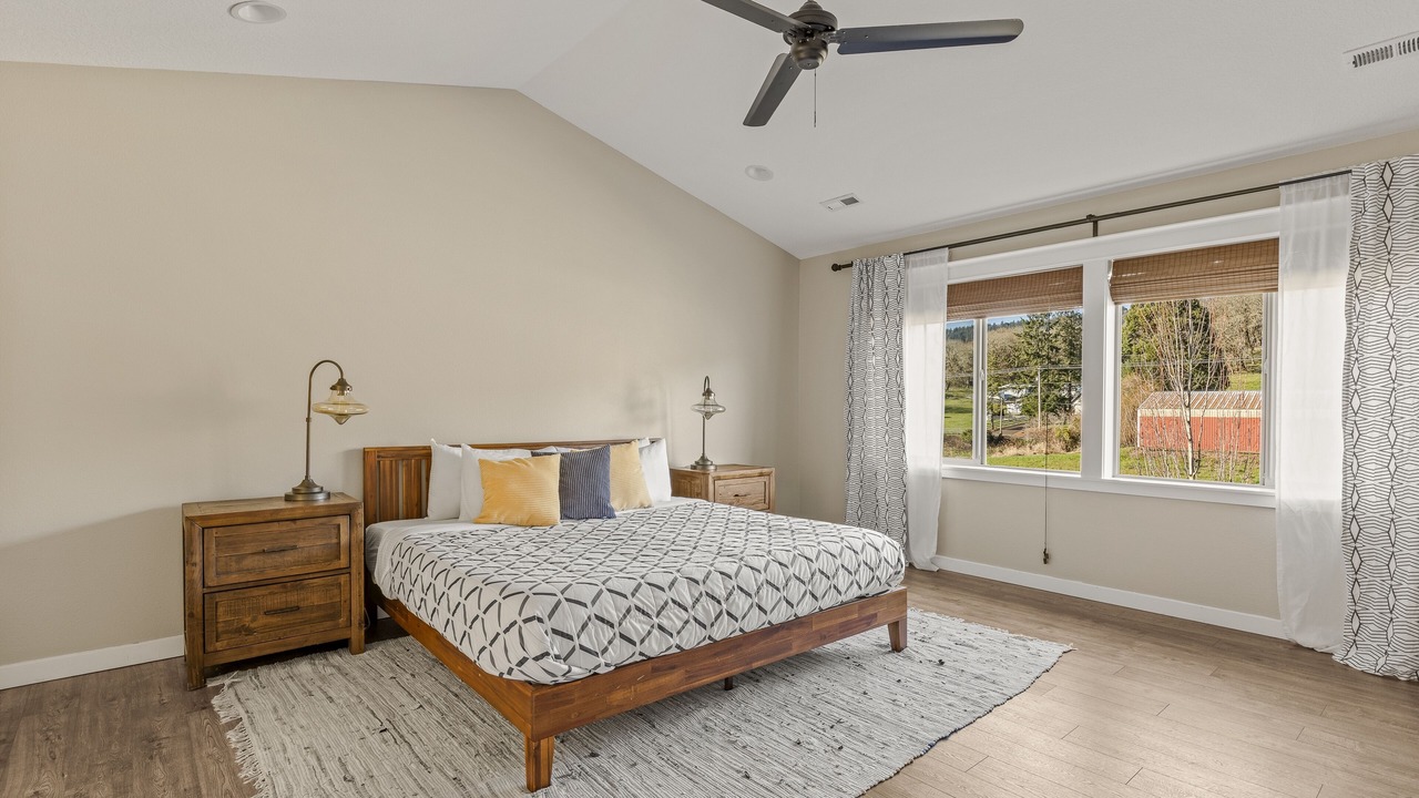 Photo of Bedroom in Newberg