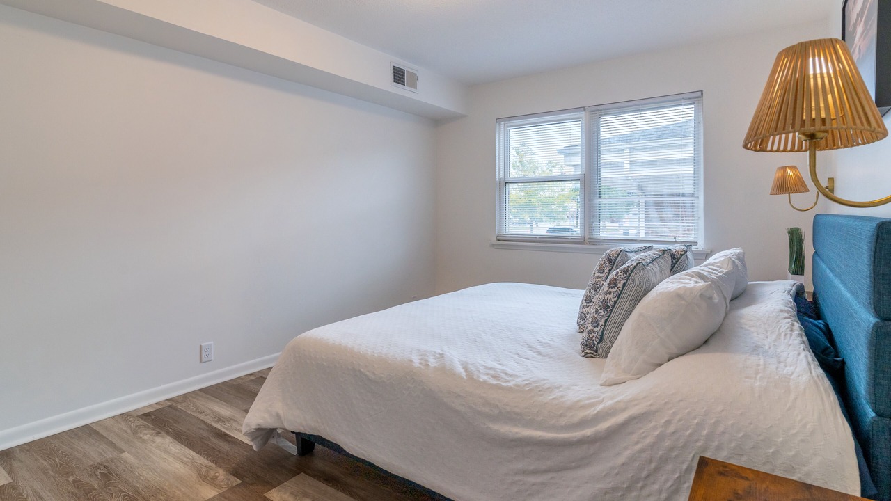 Photo of Bedroom in Cedar Falls