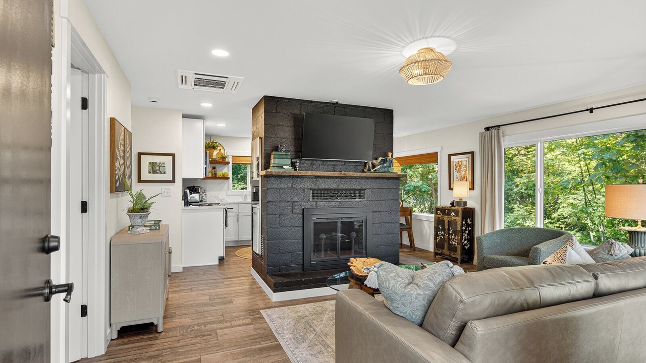 Photo of Livingroom in Camano Island