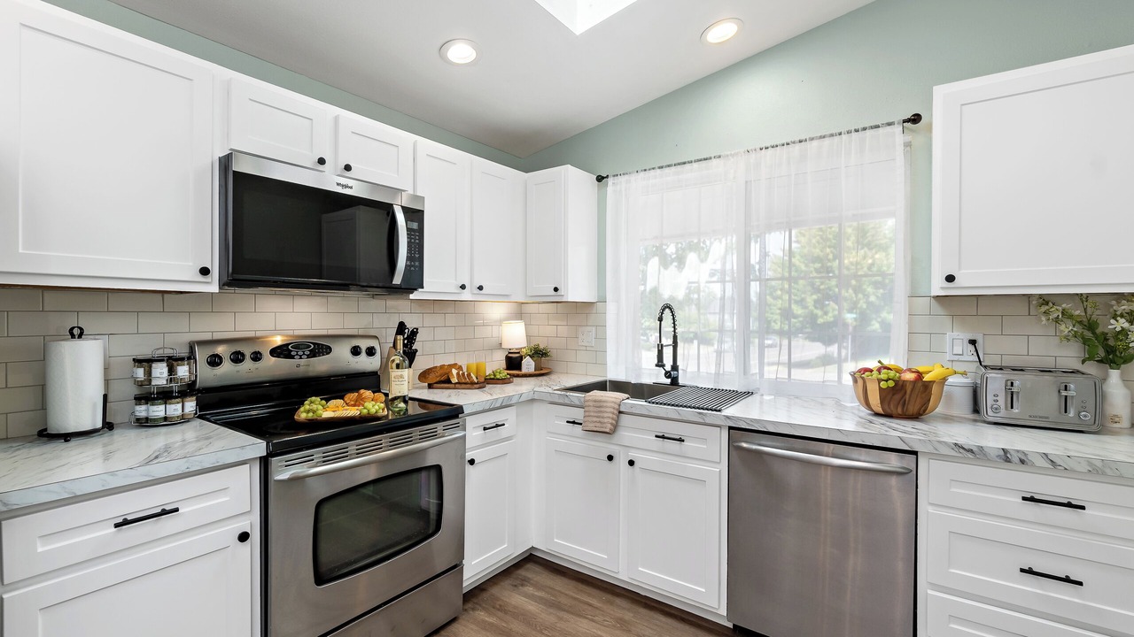 Photo of Kitchen in Northeast Tacoma