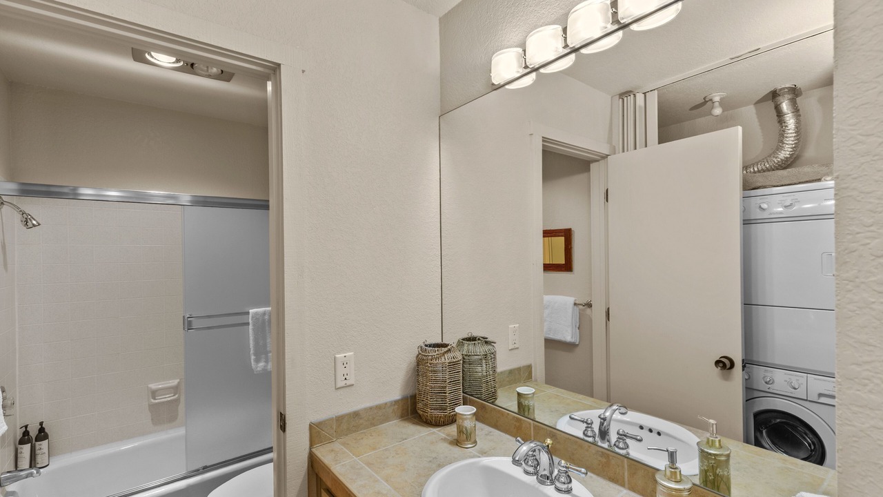 Photo of Bathroom in Elkhorn Village
