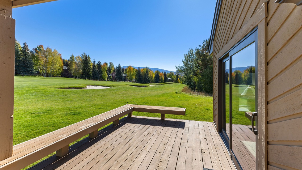 Photo of Patio Balcony in Elkhorn Village