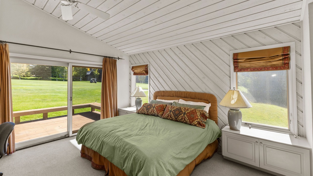 Photo of Bedroom in Elkhorn Village