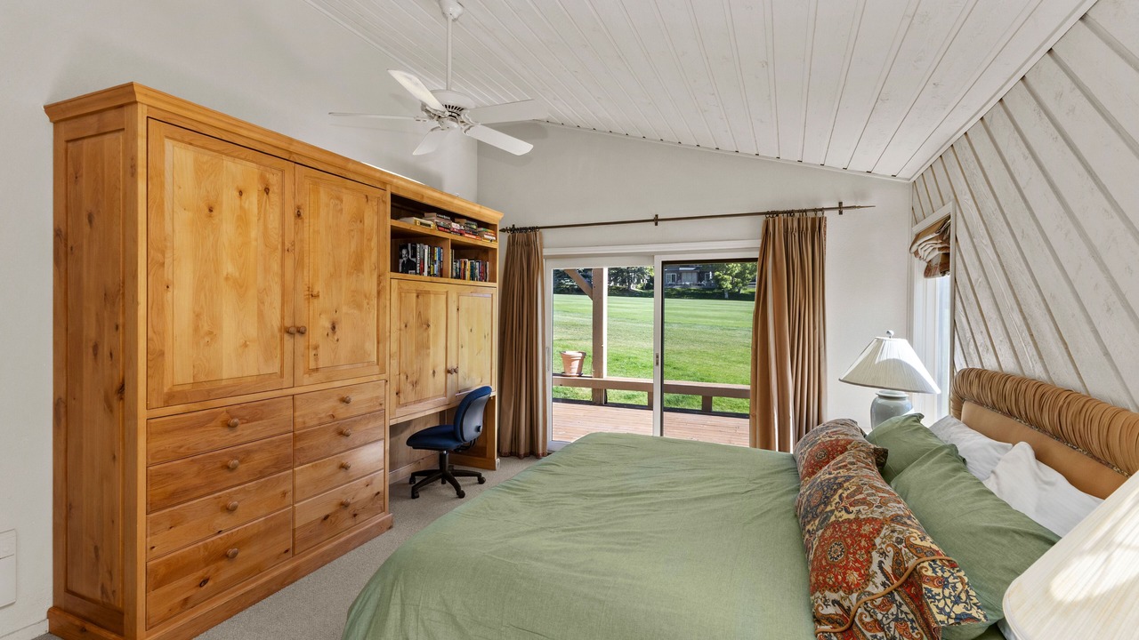 Photo of Bedroom in Elkhorn Village