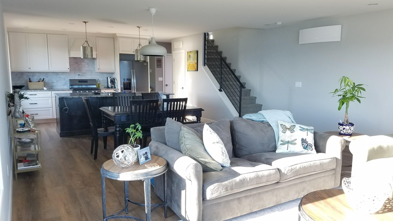 Photo of Livingroom in Adelma Beach