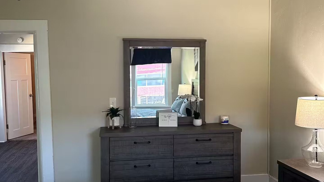 Photo of Bedroom in Oak Harbor