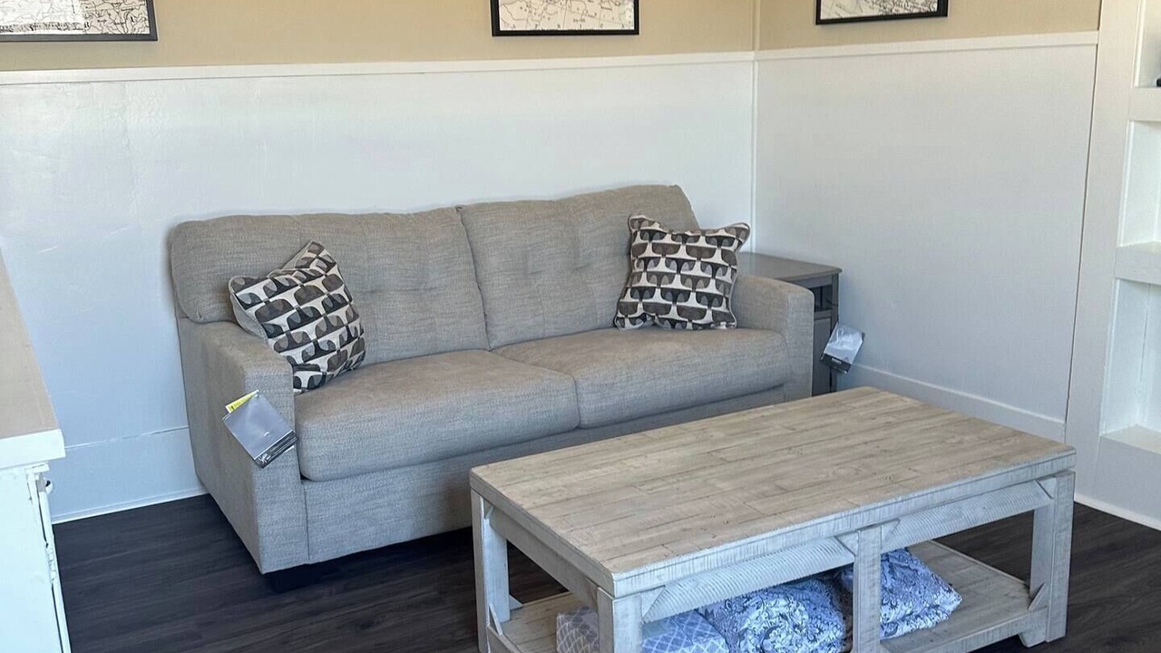 Photo of Livingroom in Oak Harbor