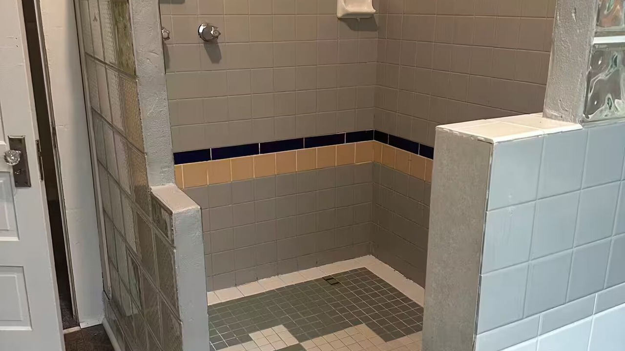 Photo of Bathroom in Oak Harbor