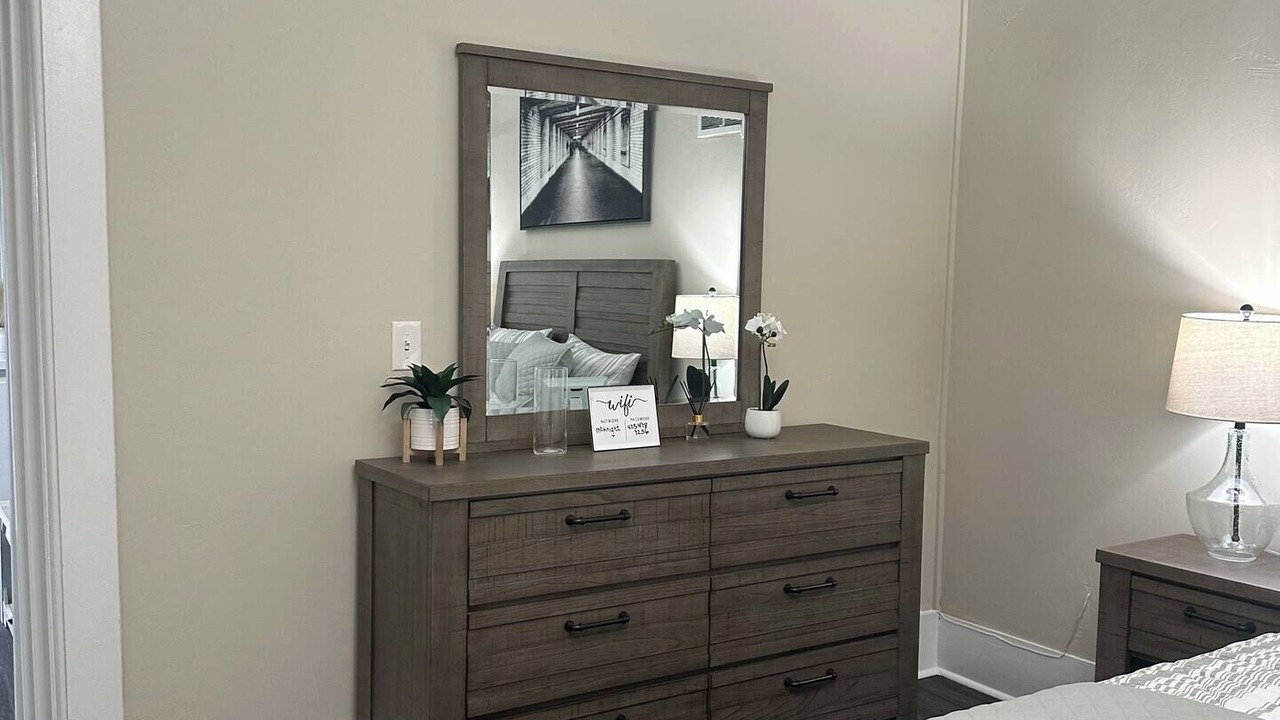 Photo of Bedroom in Oak Harbor