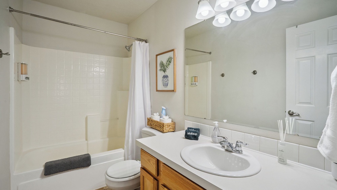 Photo of Bathroom in Southwest Ada County Alliance