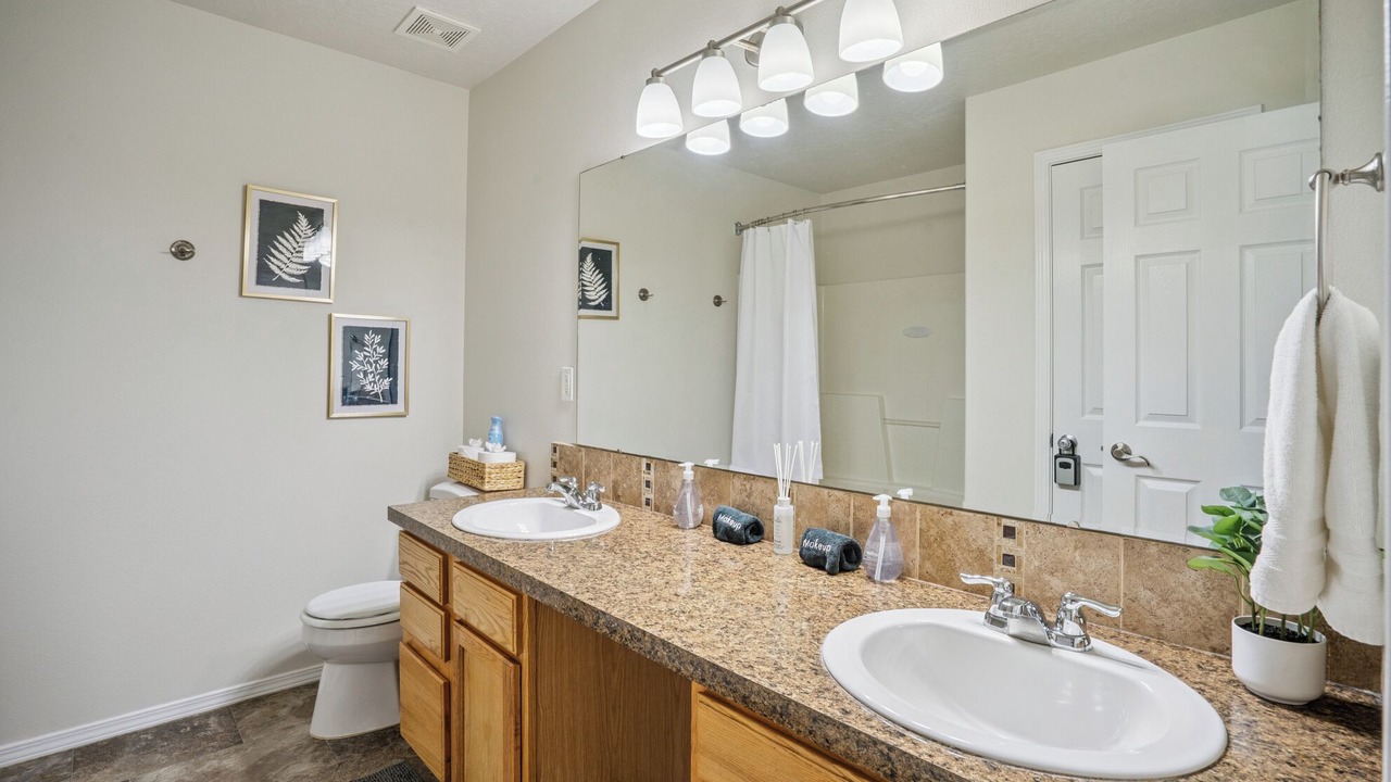 Photo of Bathroom in Southwest Ada County Alliance