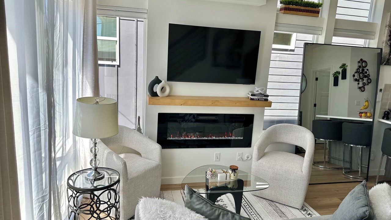 Photo of Livingroom in Whittier Heights