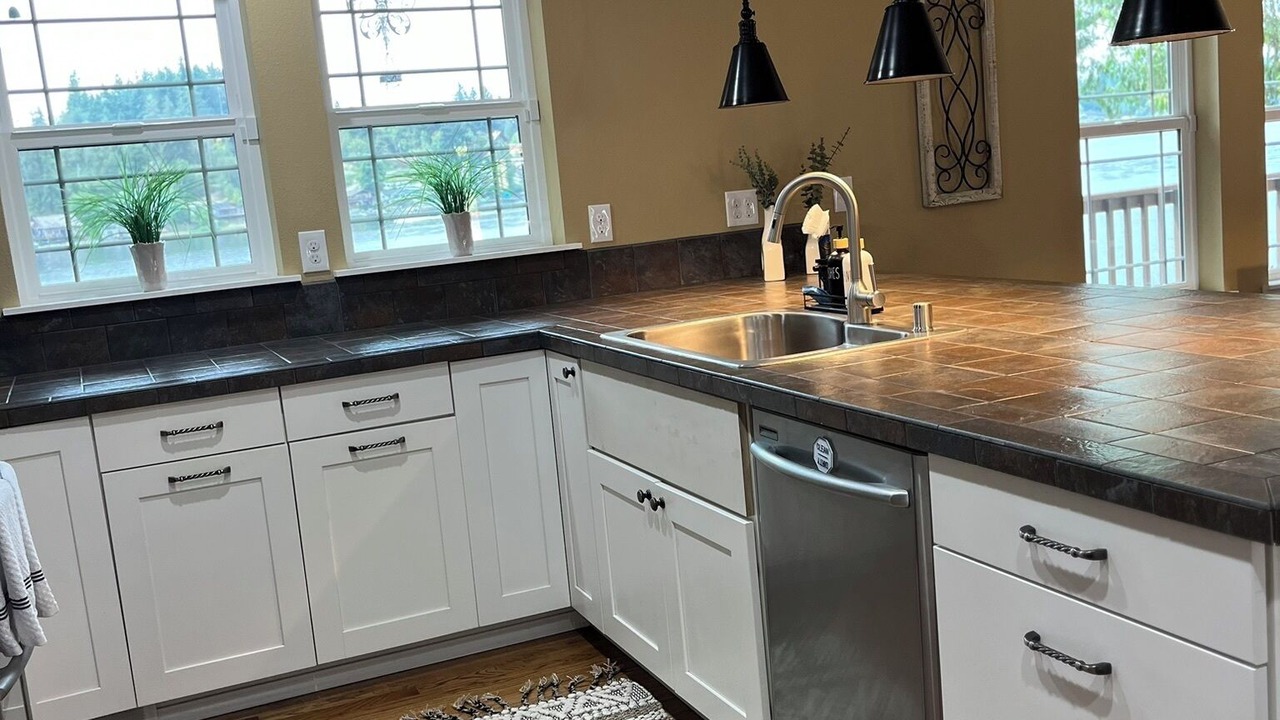 Photo of Kitchen in Eatonville