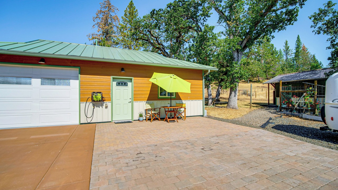 Photo of Outdoor in Trail
