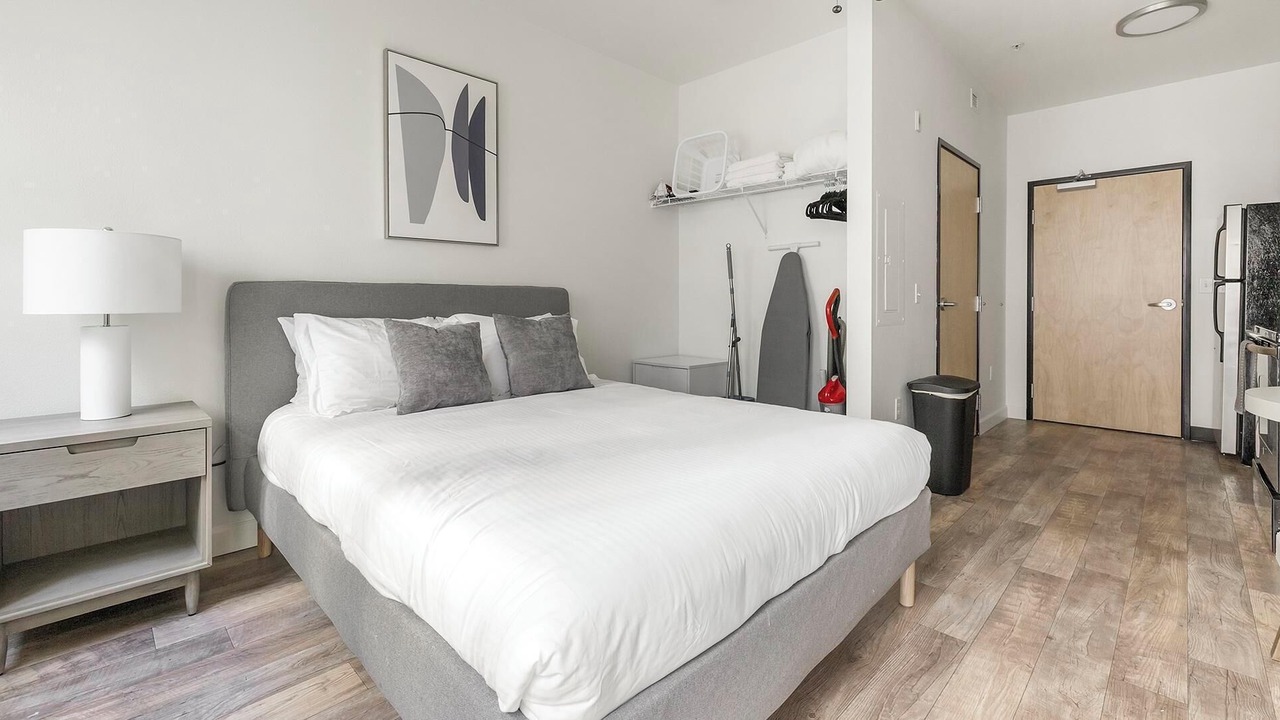 Photo of Bedroom in Pearl District