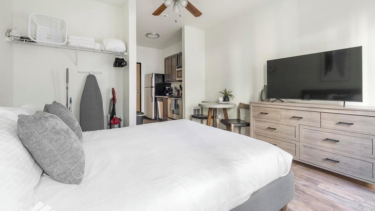 Photo of Bedroom in Pearl District