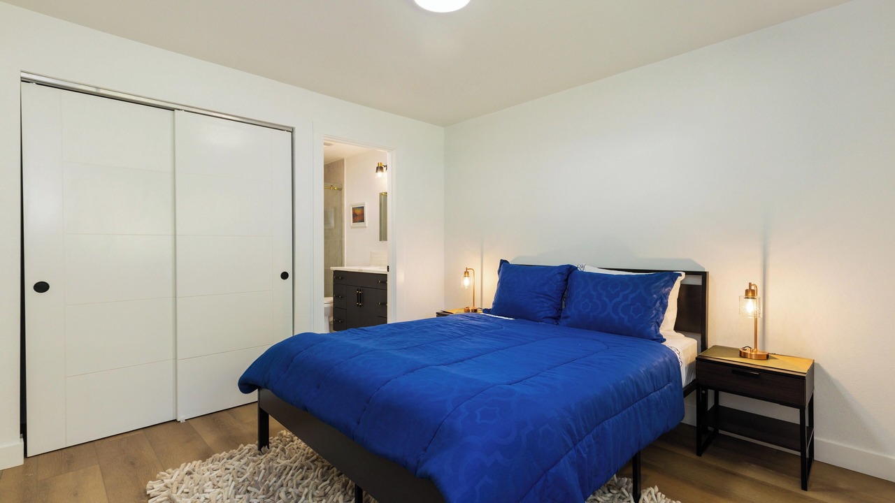 Photo of Bedroom in Lake Hills