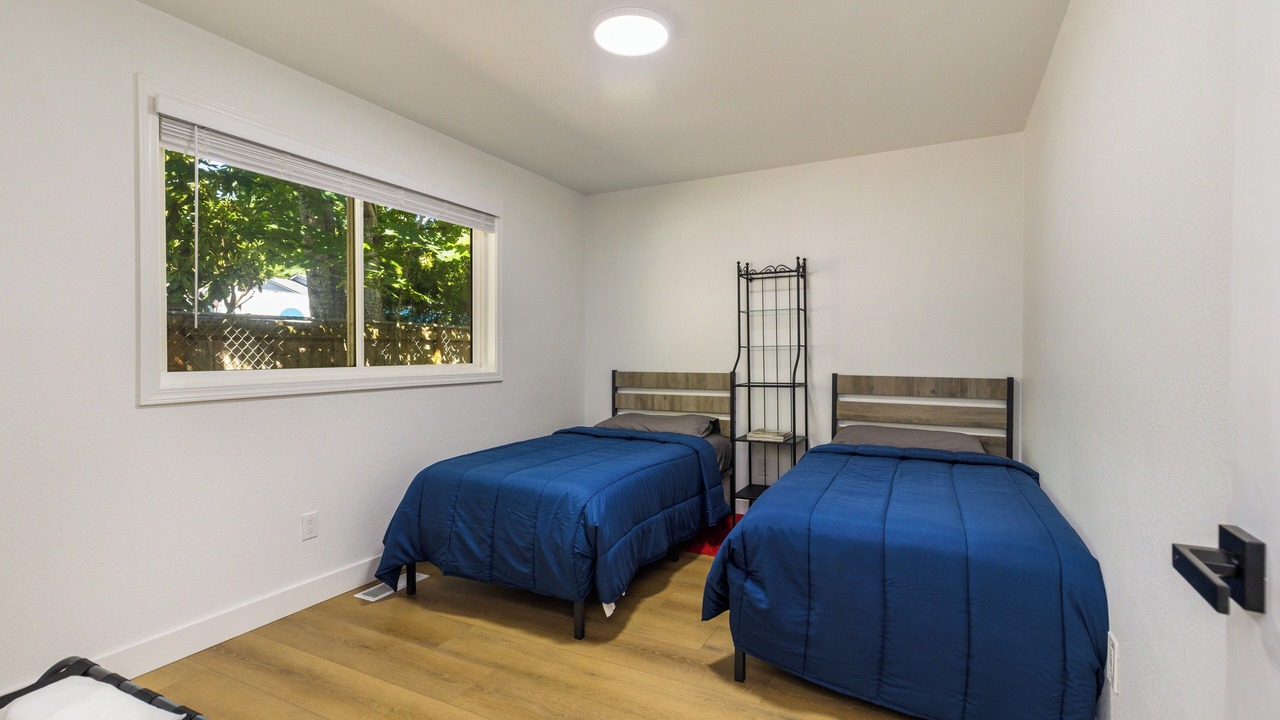 Photo of Bedroom in Lake Hills