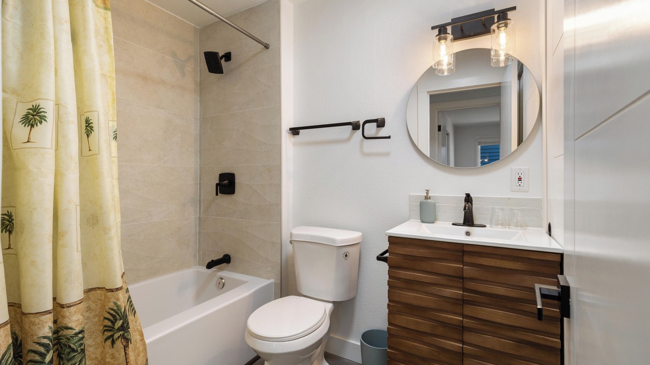 Photo of Bathroom in Lake Hills