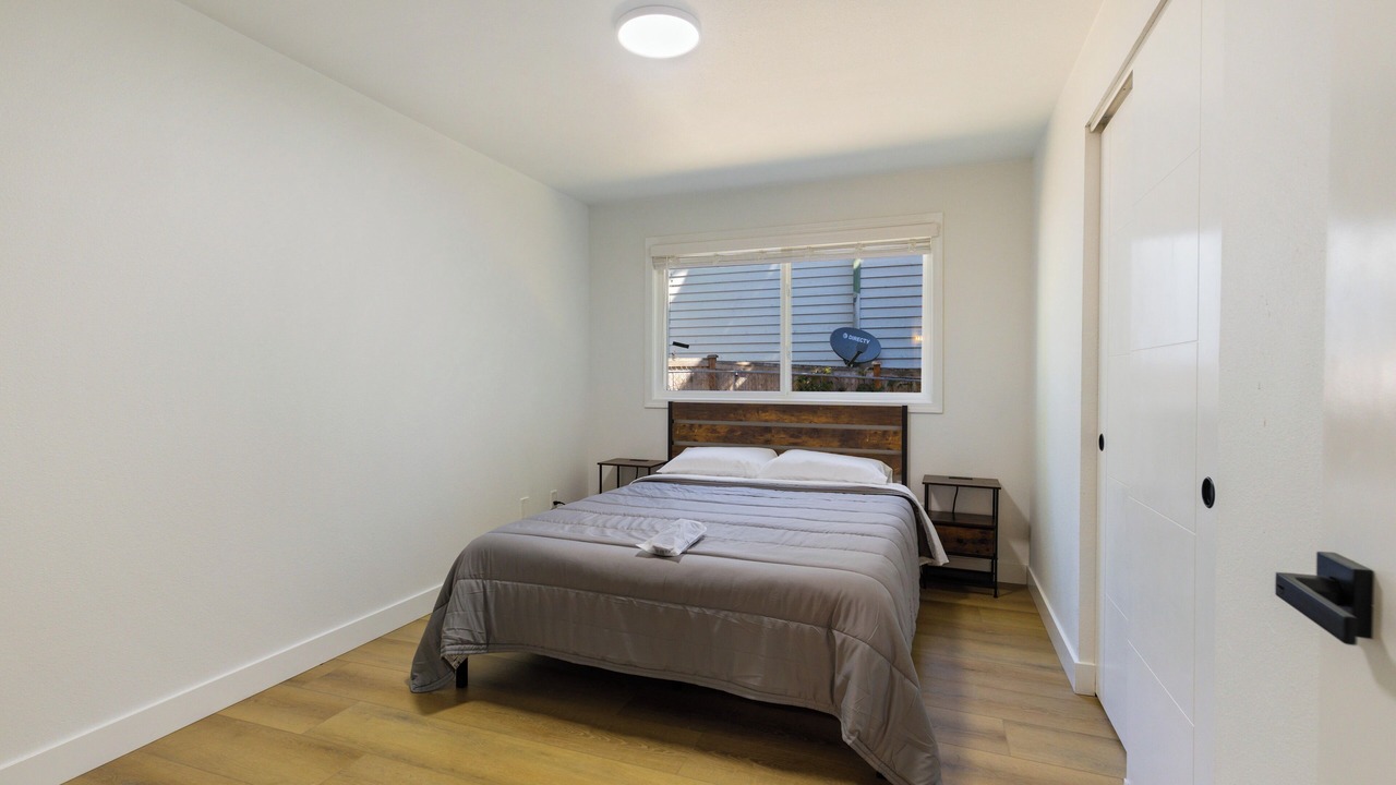 Photo of Bedroom in Lake Hills