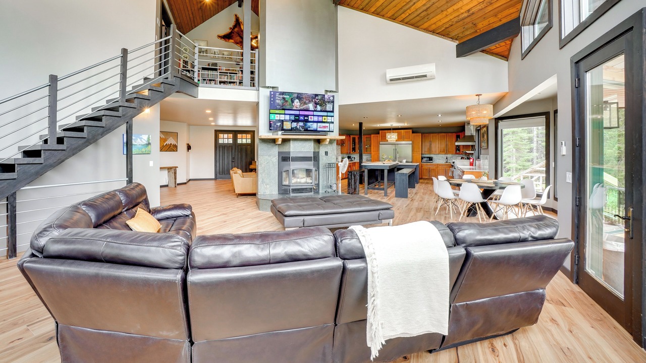 Photo of Bedroom in Trout Creek