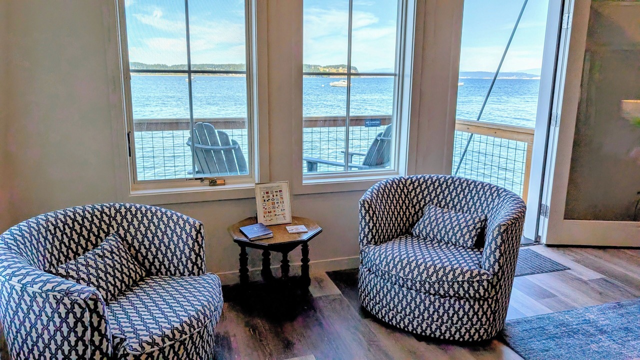 Photo of Livingroom in Coupeville