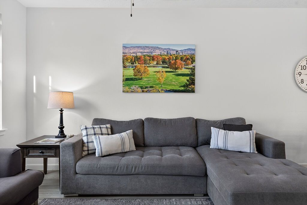 Photo of Livingroom in Southwest Ada County Alliance