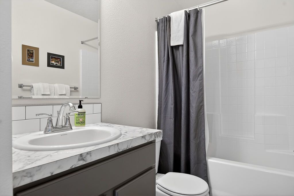 Photo of Bathroom in Southwest Ada County Alliance