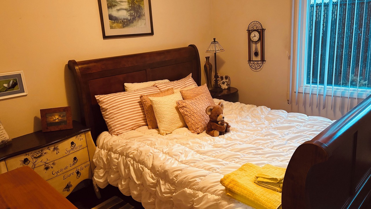 Photo of Bedroom in Lakewood
