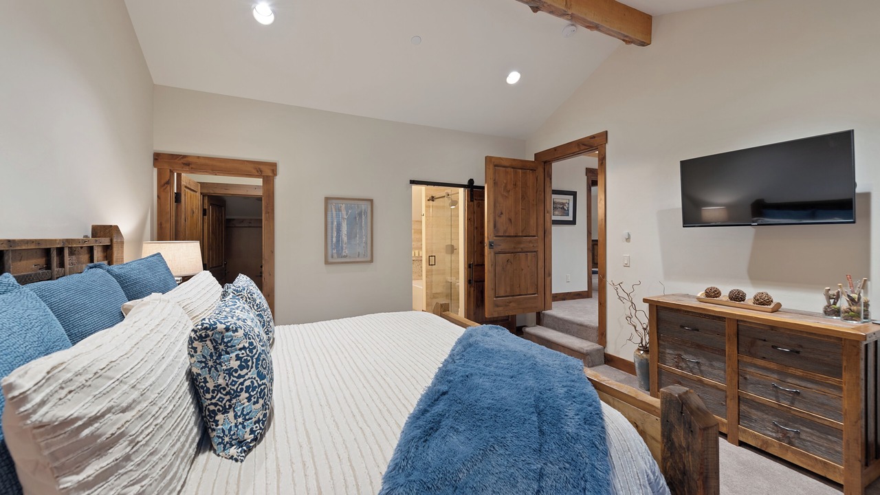 Photo of Bedroom in Cle Elum