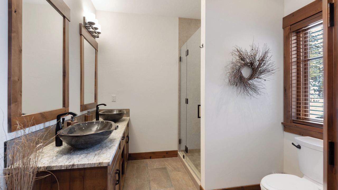Photo of Bathroom in Cle Elum