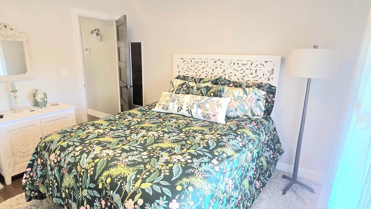 Photo of Bedroom in Ashland