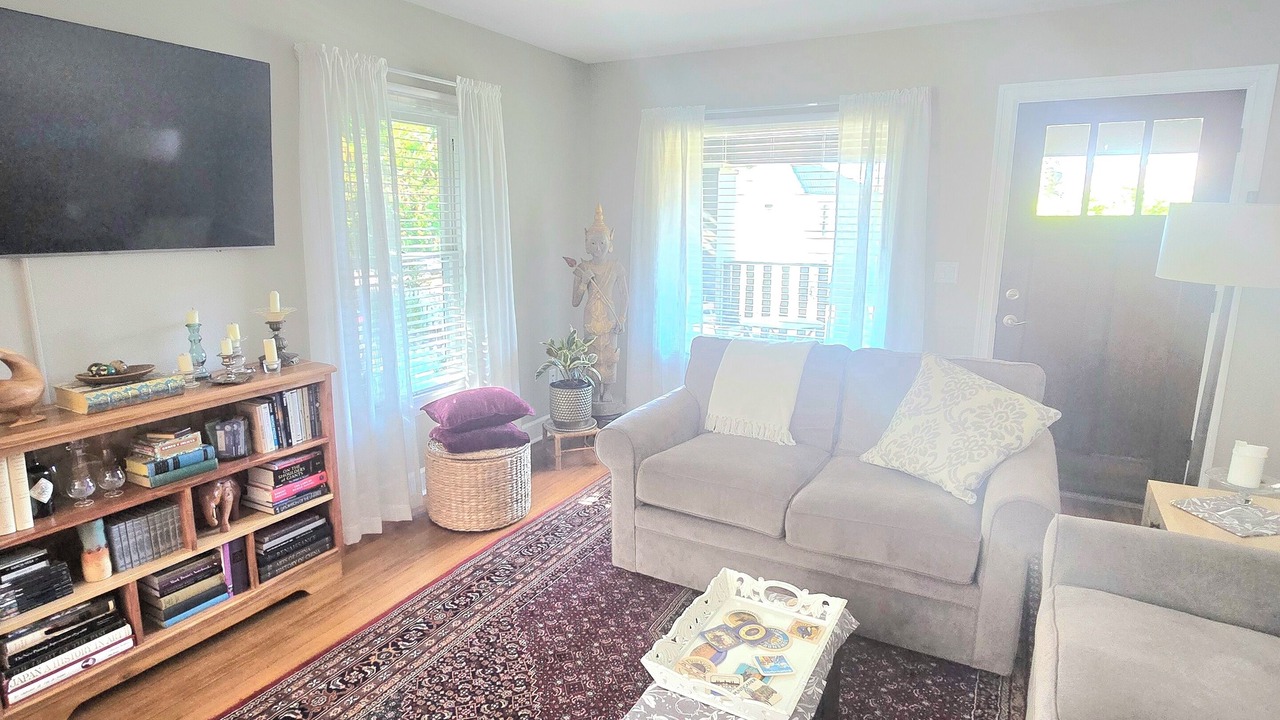 Photo of Livingroom in Ashland