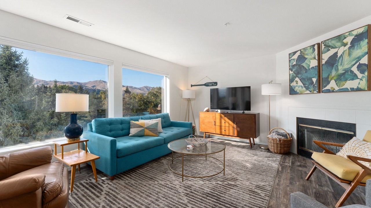 Photo of Livingroom in Chelan
