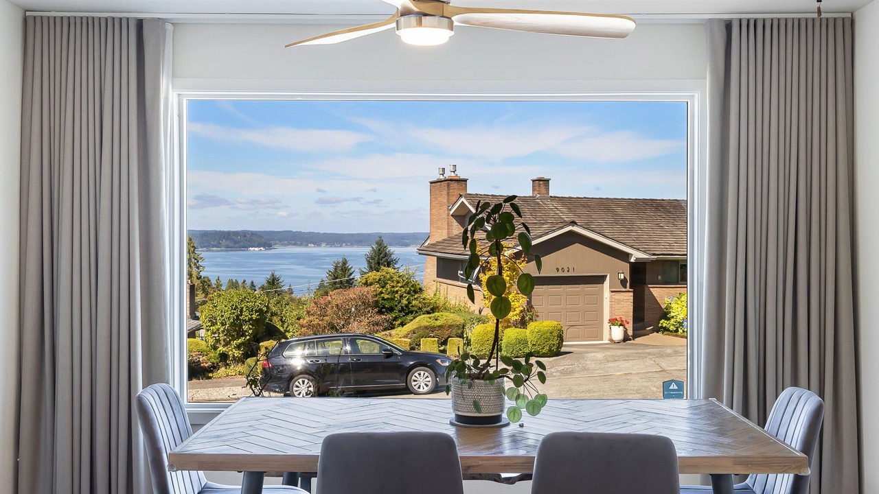 Photo of Others in Fauntleroy