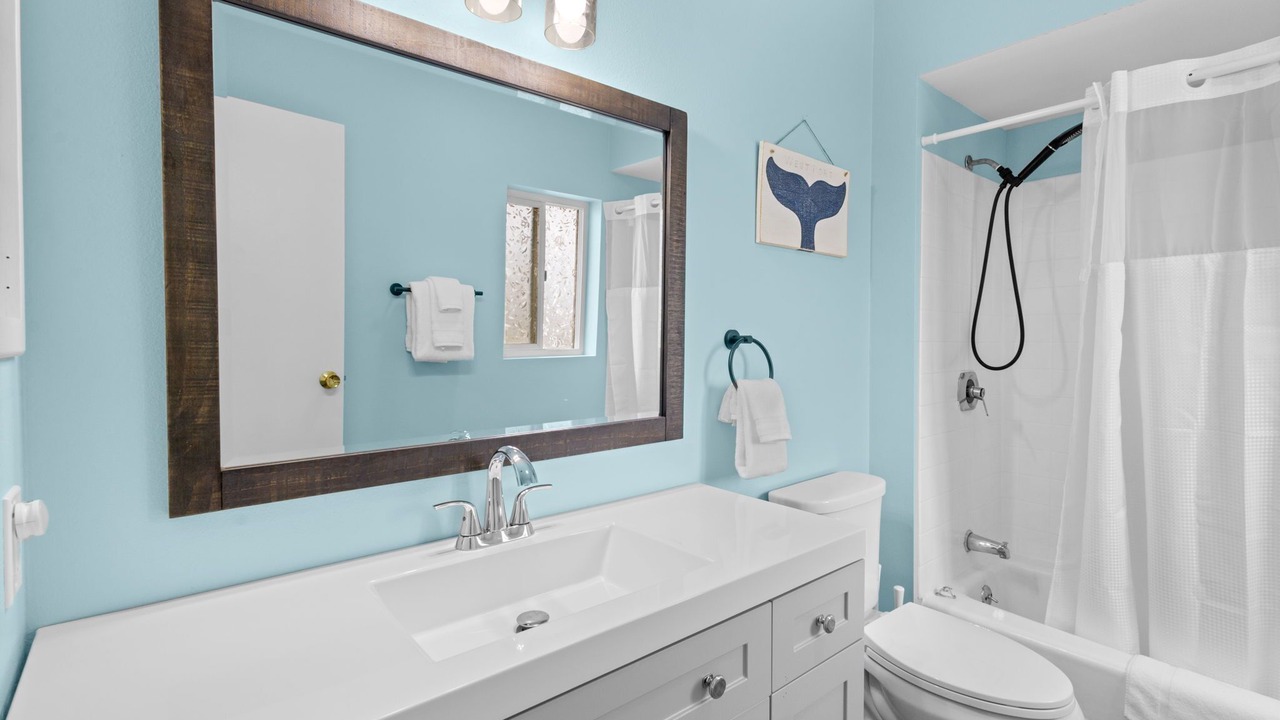 Photo of Bathroom in Grayland