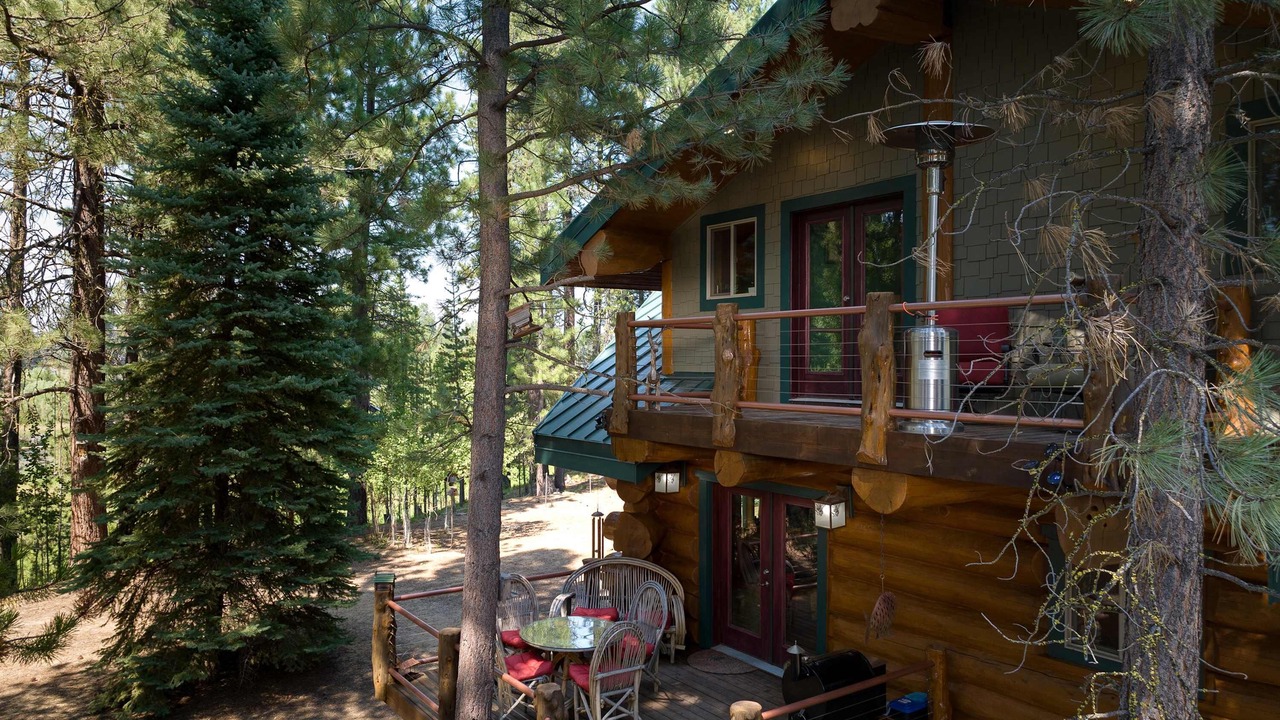 Photo of Patio Balcony in La Pine