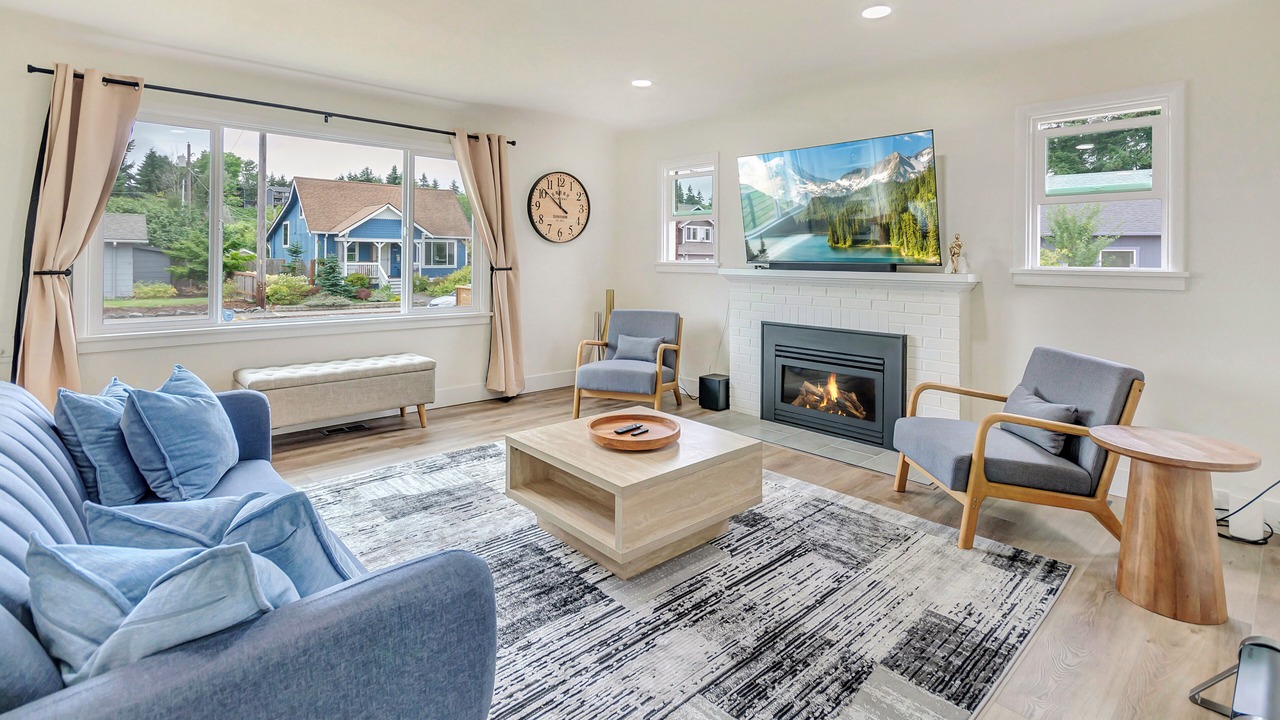 Photo of Livingroom in South Tacoma