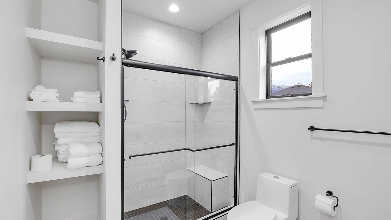Photo of Bathroom in Donnelly