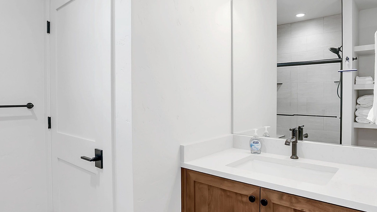 Photo of Bathroom in Donnelly