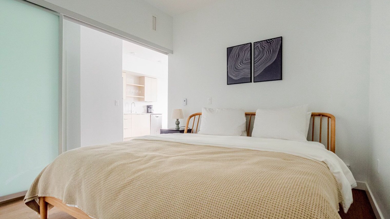 Photo of Bedroom in Downtown