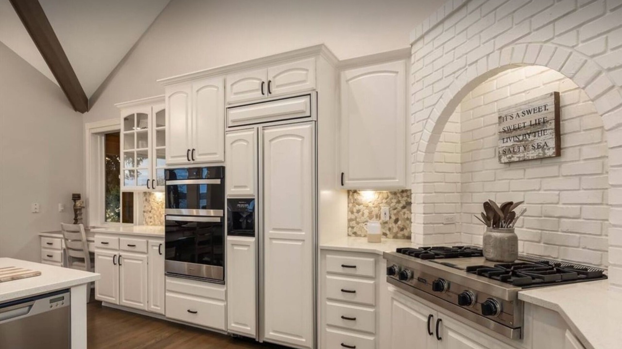 Photo of Kitchen in Belfair